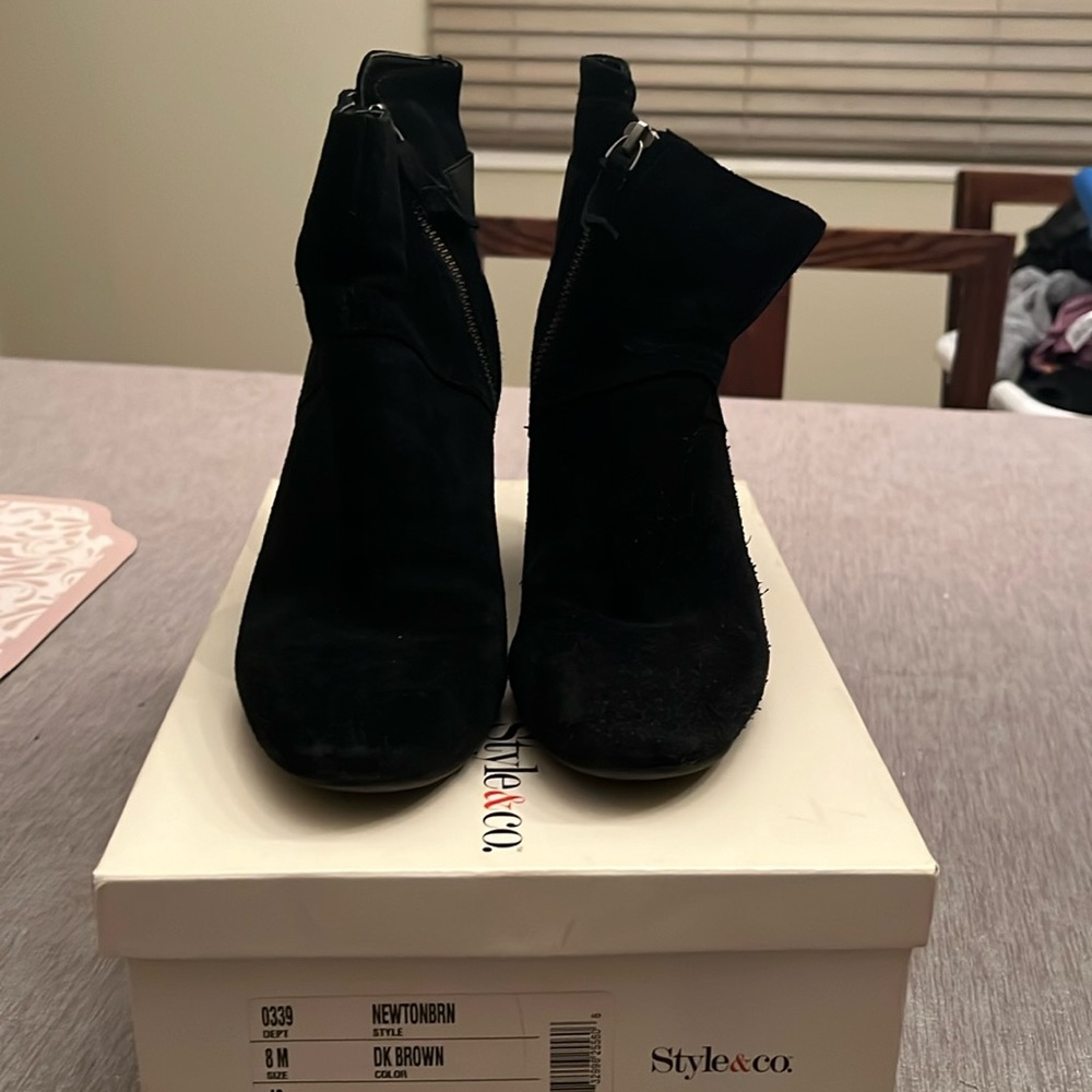 Nine West Black suede leather booties